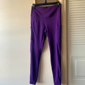 Cali Active Leggings with Tech Pockets 💜